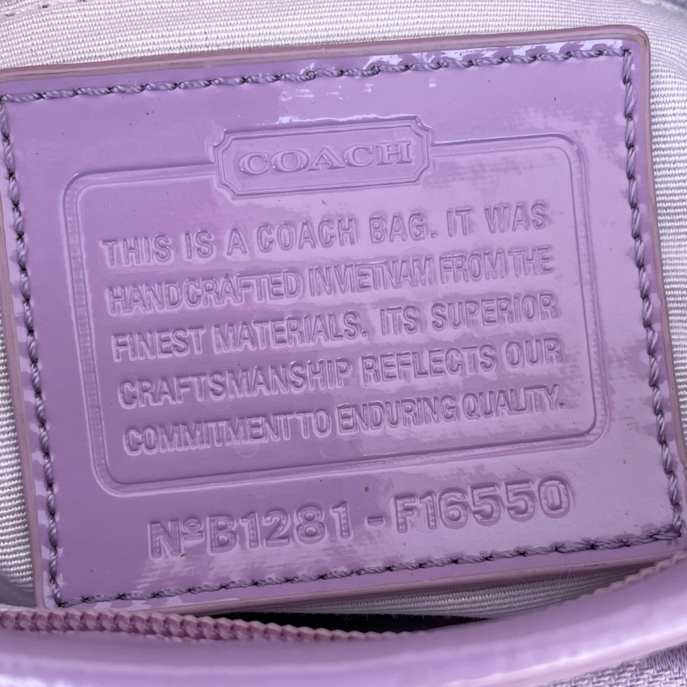 Vintage Coach Y2K Signature Crossbody - Picture 8 of 8